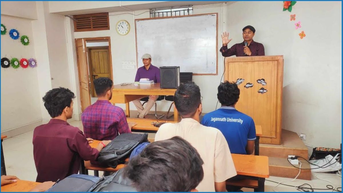 জবিতে মানসিক স্বাস্থ্য সুরক্ষায় ট্রমা ম্যানেজমেন্ট সেমিনার