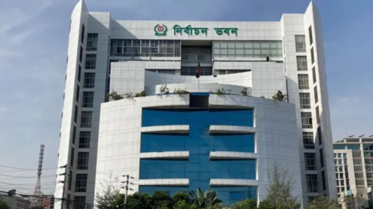 ভোটকেন্দ্র স্থাপন ও আচরণবিধি নিয়ে ইসির বৈঠক