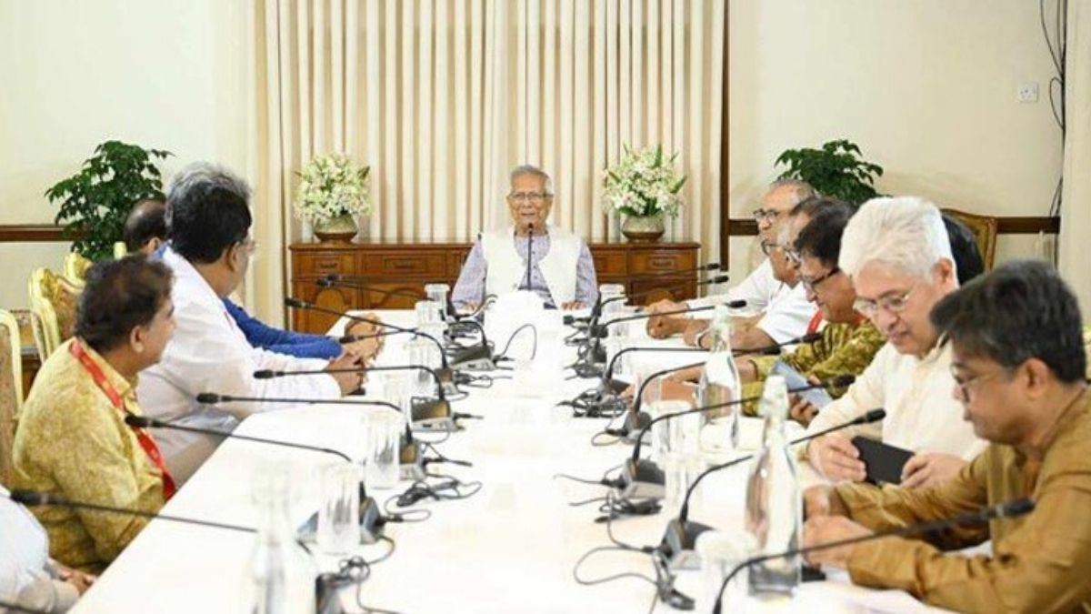 প্রধান উপদেষ্টার সঙ্গে বৈঠকে বিভিন্ন দলের নেতারা