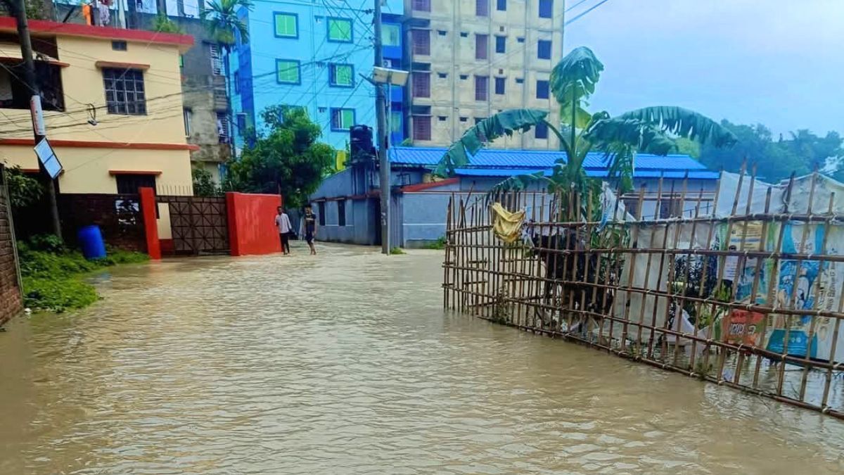 মিরসরাইয়ে টানা বৃষ্টিতে নিম্নাঞ্চল প্লাবিত