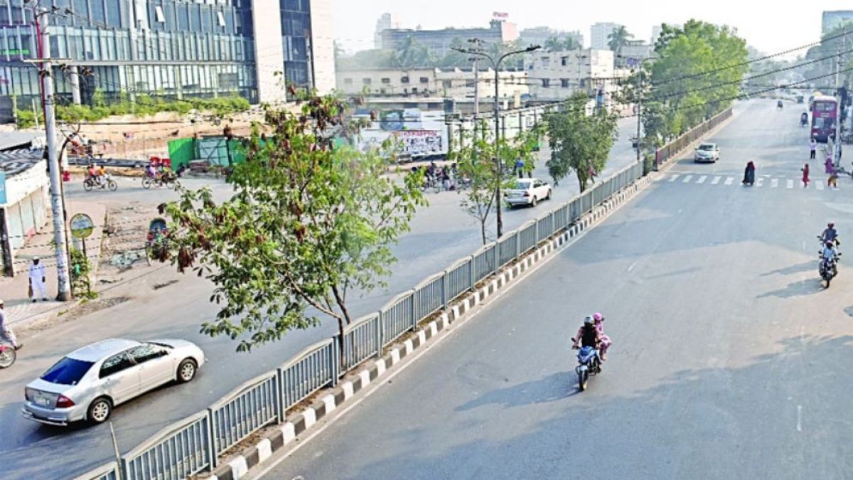 ফাঁকা ঢাকাও অনিরাপদ, দূষিত শহরের তালিকায় তৃতীয়