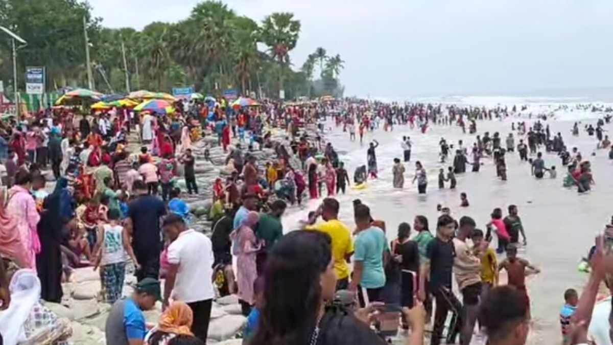 কুয়াকাটায় ঈদের ছুটিতে পর্যটকের ঢল, হোটেল মোটেল হাউসফুল