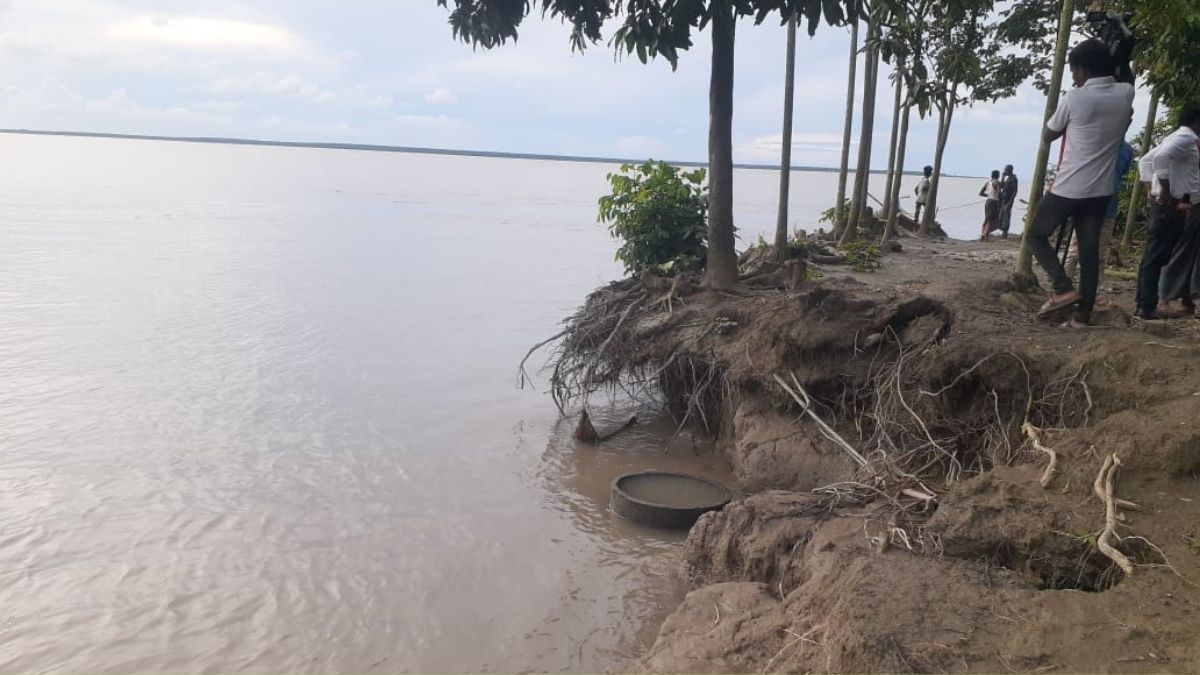 তেঁতুলিয়া নদী ভাঙনে নিঃস্ব শত শত পরিবার, সংকটে জীবন-জীবিকা