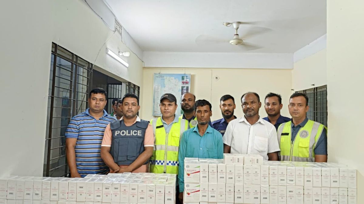কমলগঞ্জে বিদেশি সিগারেটসহ গ্রেপ্তার ২