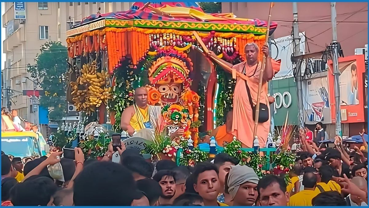 সনাতন ধর্মাবলম্বীদের রথযাত্রা শুরু, ভক্তদের ঢল