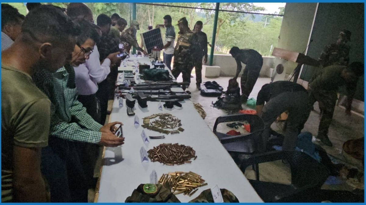 কেএনএফ’র ঘাঁটিতে মিলল এসএমজি-রাইফেল-গোলাবারুদ