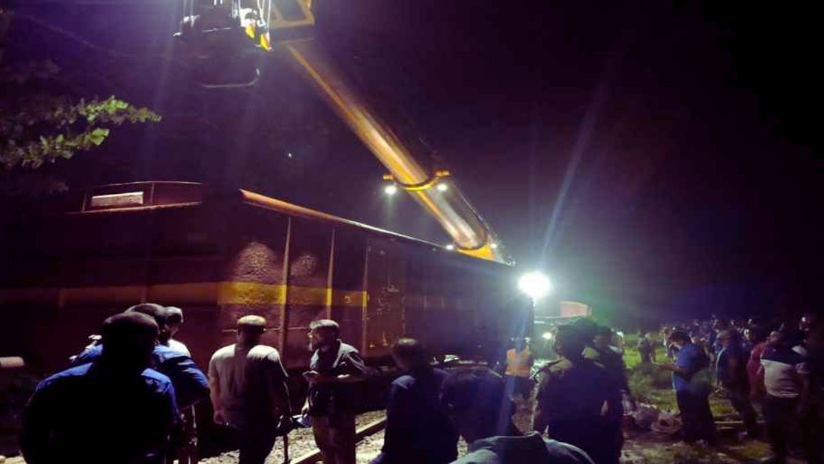 খুলনার সঙ্গে রেল যোগাযোগ স্বাভাবিক