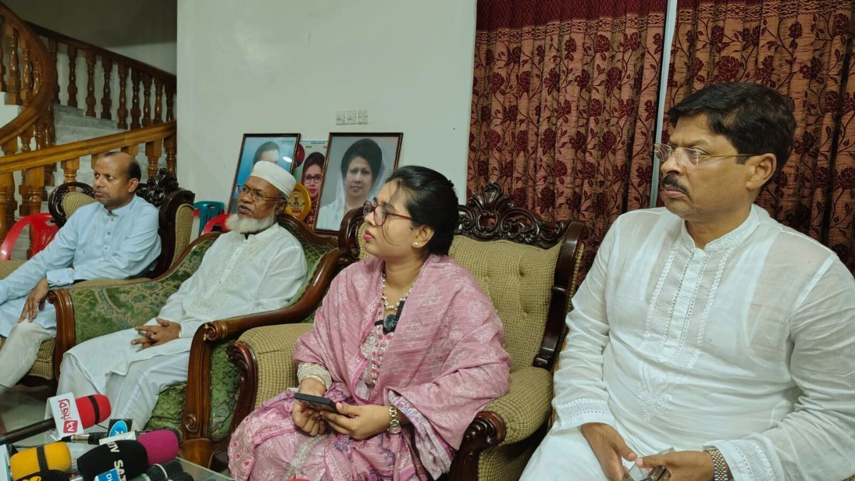 ফ্যাসিবাদের সঙ্গে আপস নয় : ডা. প্রিয়াঙ্কা