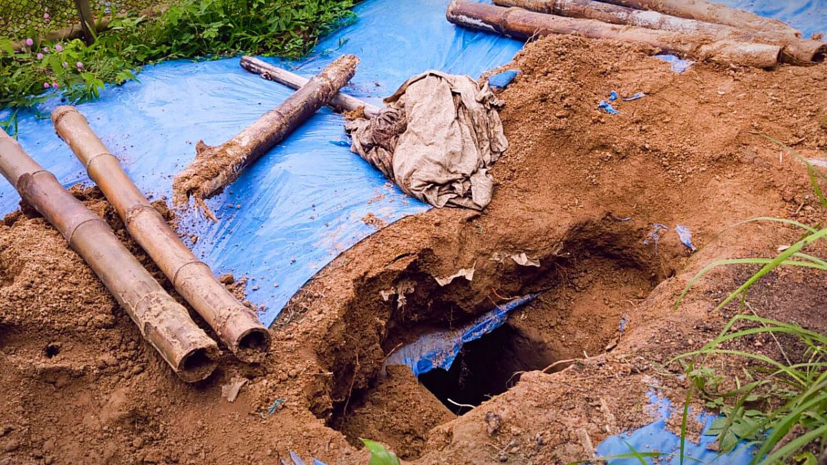গাজীপুরে কঙ্কাল চুরির হিড়িক, কবর পাহারা দিচ্ছে মানুষ