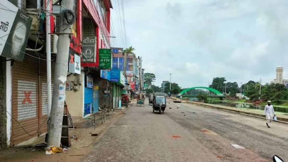কারফিউয়ে থমথমে গোপালগঞ্জ, আটক ১৪