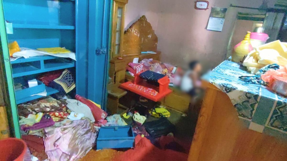 গাজীপুরে বিএনপি নেতার বাড়িতে দুর্ধর্ষ ডাকাতি, ৩০ লাখ টাকার মাল লুট