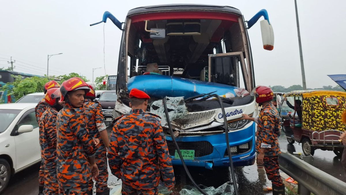 জুলাইয়ে ৪২৭ সড়ক দুর্ঘটনায় নিহত ৩৮০ : বিআরটিএ