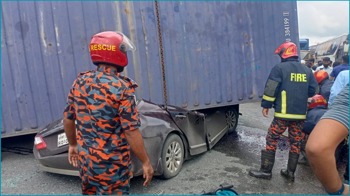 কুমিল্লায় প্রাইভেটকারের ওপর কাভার্ডভ্যান, নিহত ৪