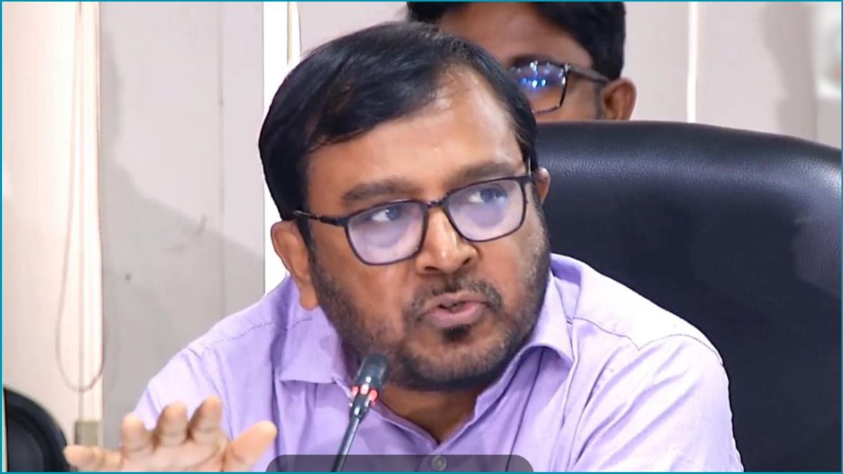 ফেনী সদর আসনে নির্বাচন করবেন এবি পার্টির চেয়ারম্যান মঞ্জু