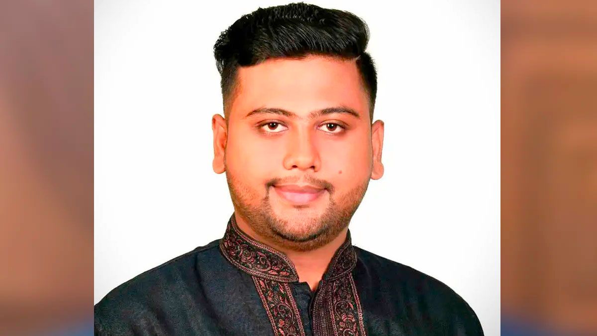 ৭ বীরশ্রেষ্ঠর প্রতি শ্রদ্ধা জানিয়ে ৭ দফা ইশতেহার ডাকসু প্রার্থীর