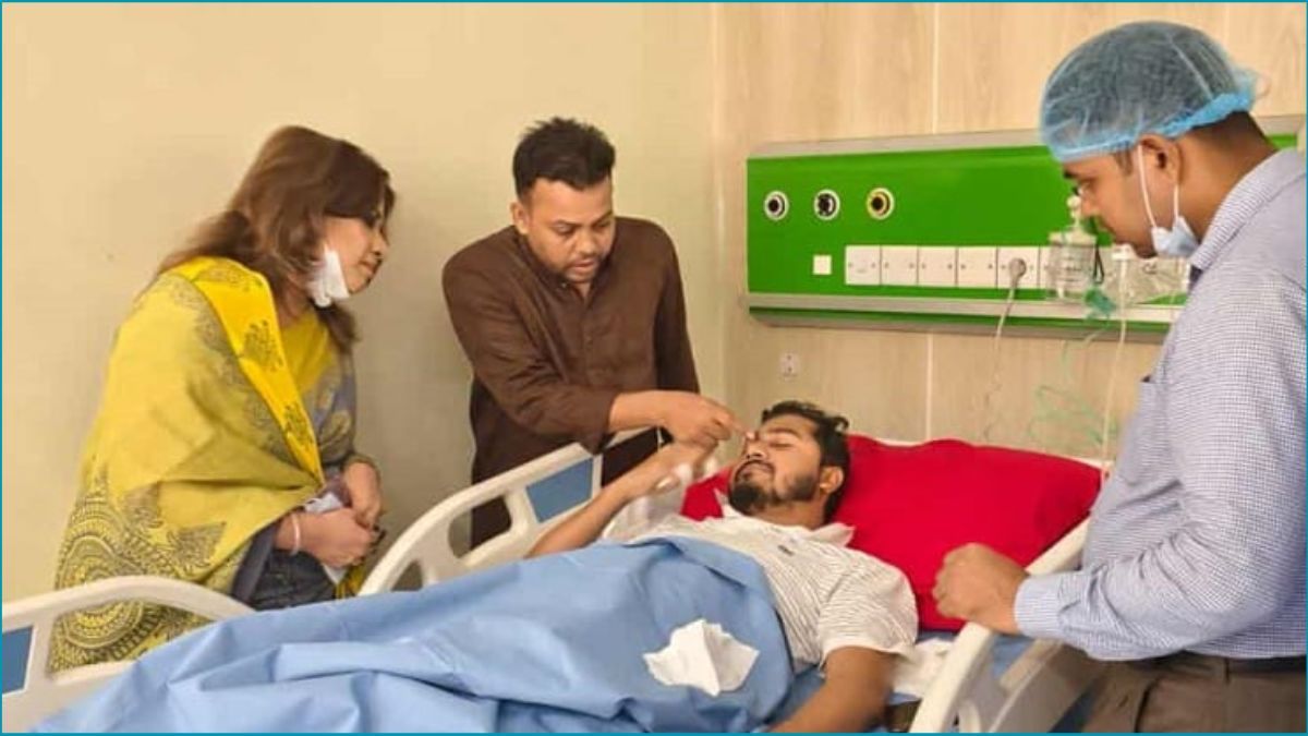 নুরকে দেখতে হাসপাতালে শামা ওবায়েদ
