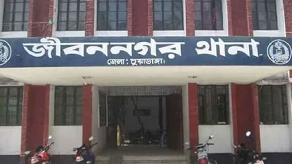 চুয়াডাঙ্গায় পূর্ব বিরোধের জেরে আপন দুইভাইকে কুপিয়ে হত্যা