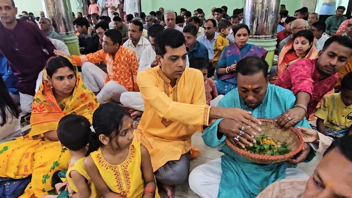 বান্দরবানে দুর্গাপূজার বিজয়া দশমী উদযাপন