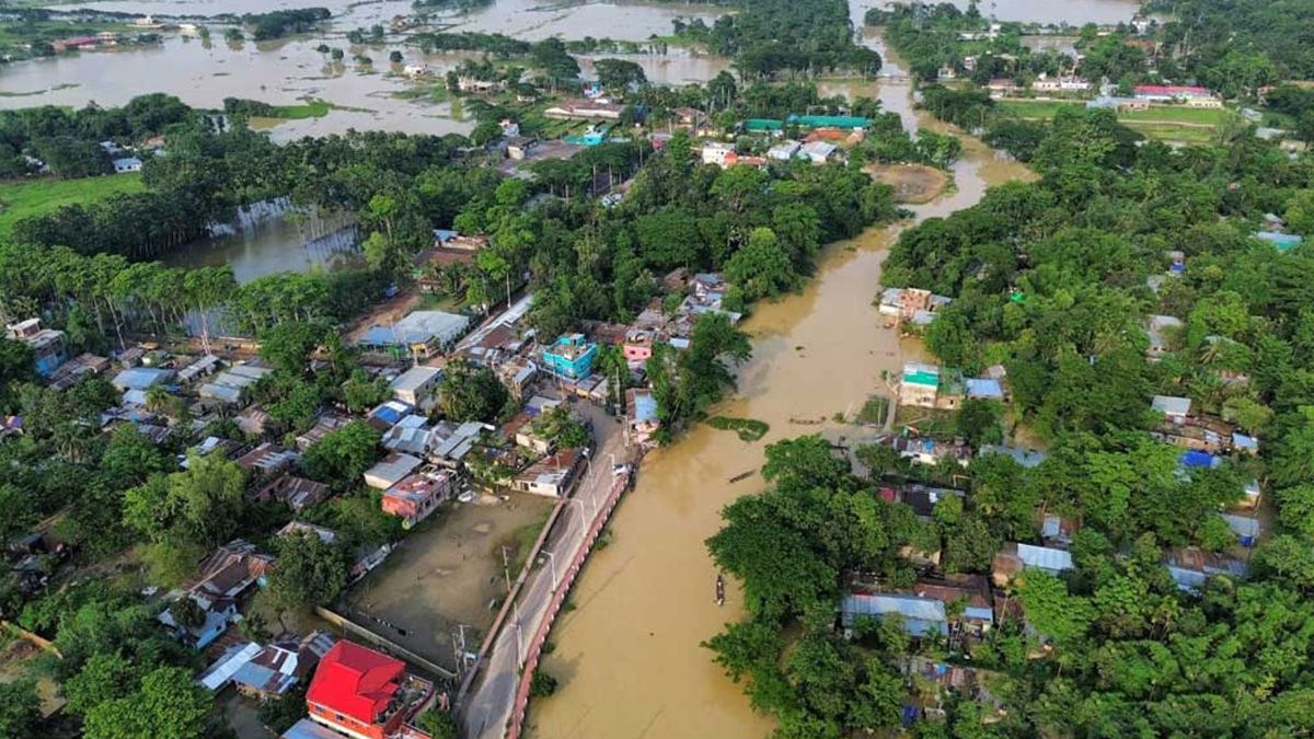 ৩ বিভাগে নদীসংলগ্ন নিম্নাঞ্চলে বন্যার আভাস