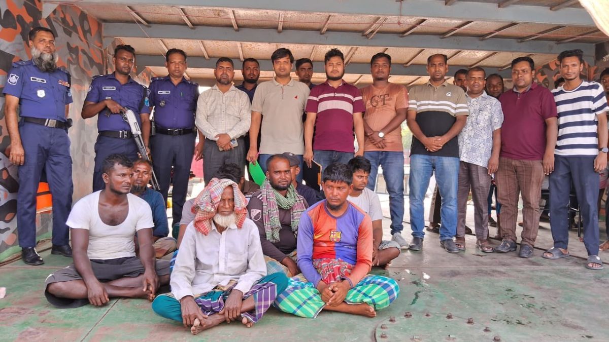 মুন্সীগঞ্জে মা ইলিশ সংরক্ষণে যৌথ অভিযান, ৩০০ কেজি মাছ জব্দ