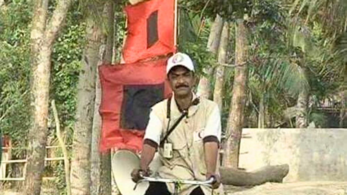 সিডরে একাই ৫ হাজার মানুষের জীবন বাঁচিয়েছিলেন সিডরম্যান