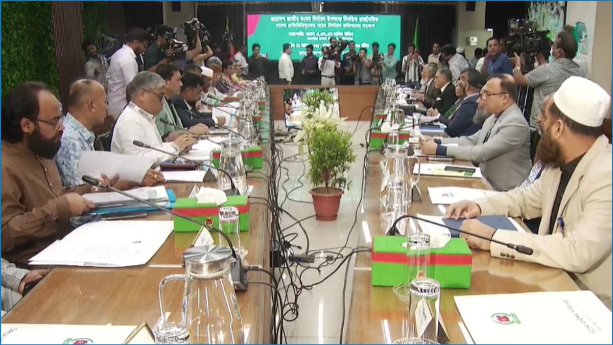 জামায়াত-এনসিপিসহ ৬ দলের সঙ্গে সংলাপে বসেছে ইসি