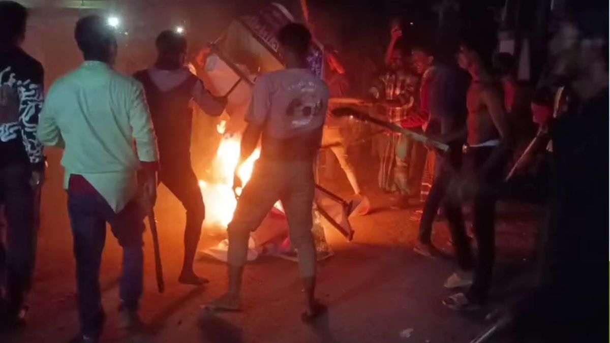 নোয়াখালীতে বিএনপির ২ গ্রুপের সংঘর্ষ, ককটেল বিস্ফোরণ