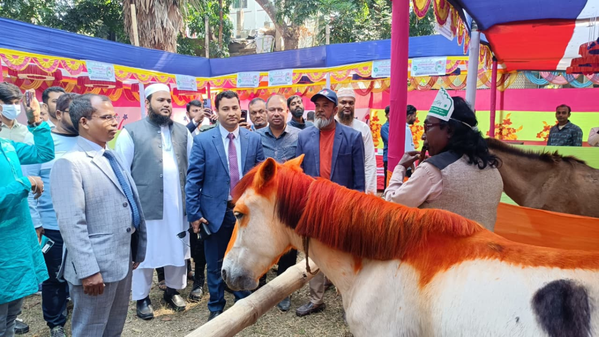 আলফাডাঙ্গায় ‘প্রাণিসম্পদ সপ্তাহ ও প্রদর্শনী’ অনুষ্ঠিত, খামারিদের মিলনমেলা