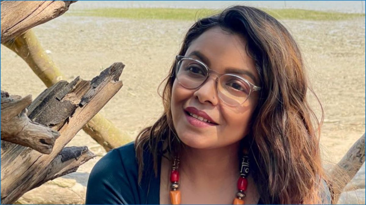 তাহলে সেই বাকস্বাধীনতাটা কোথায় গেল?