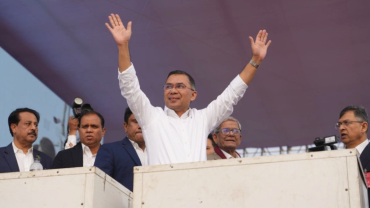 ১৮ বছর পর তারেক রহমানের প্রত্যাবর্তন : হাসিনার দম্ভের রাজনীতির পরাজয়