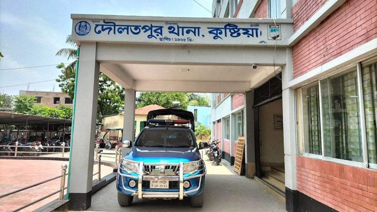 কুষ্টিয়ায় বাঁশবাগান থেকে কলেজছাত্রের লাশ উদ্ধার