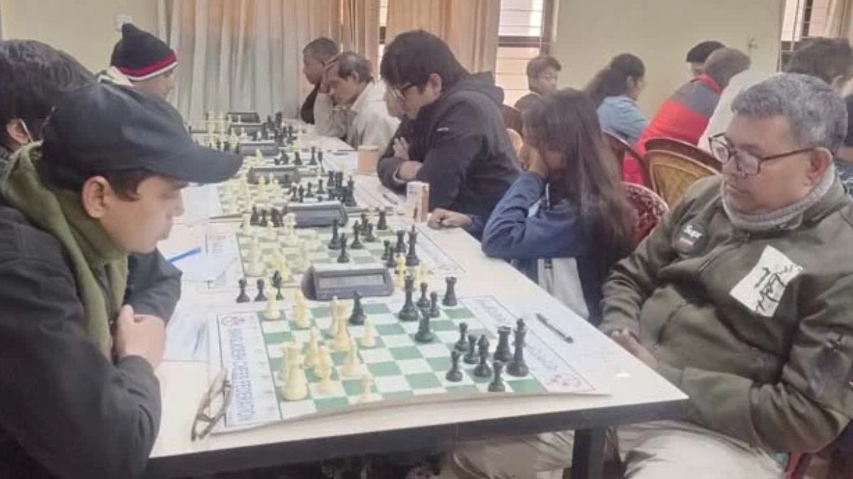 বিসিএফ ওপেন ফিদে রেটিং দাবায় শাকিল শীর্ষে