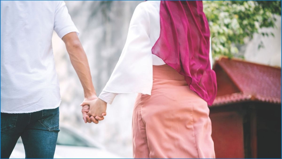 বিয়ে না করে একসঙ্গে থাকা : বাংলাদেশে আইন কীভাবে দেখে?