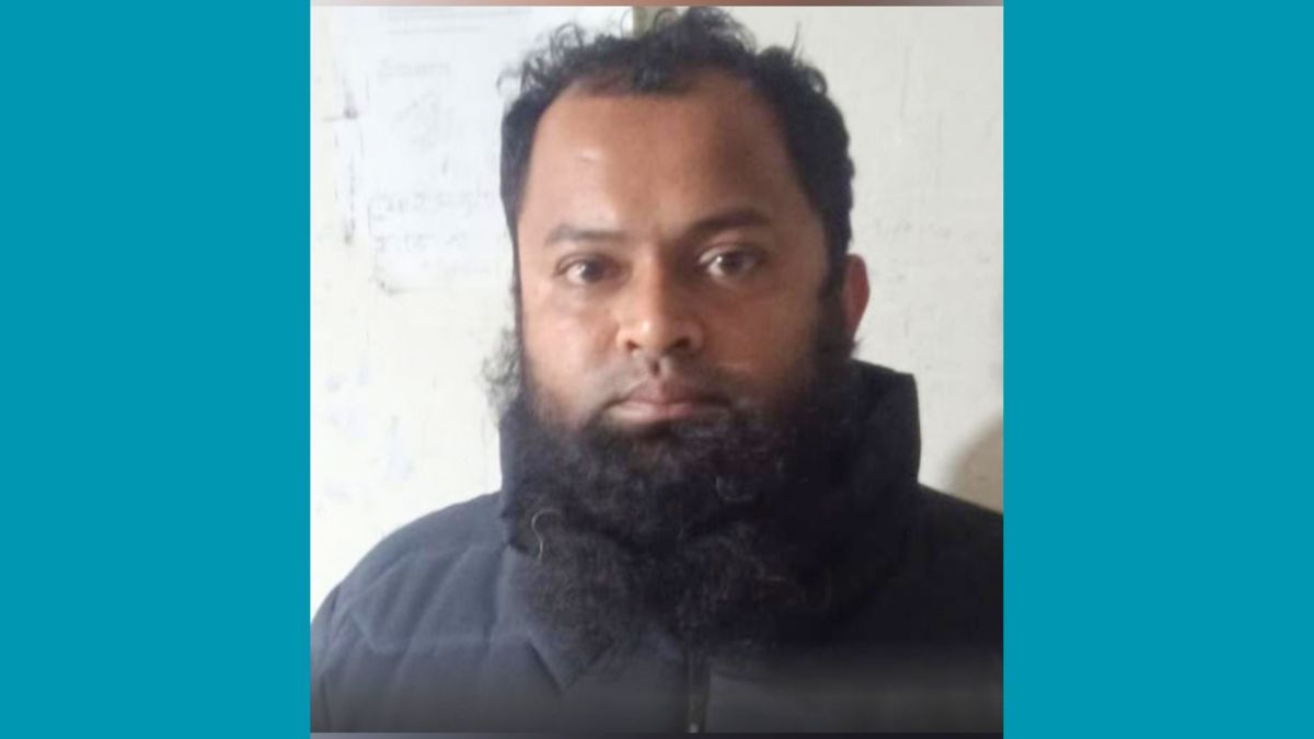 চাঁদাবাজি মামলায় কার্যক্রম নিষিদ্ধ আওয়ামী লীগ নেতা গ্রেপ্তার