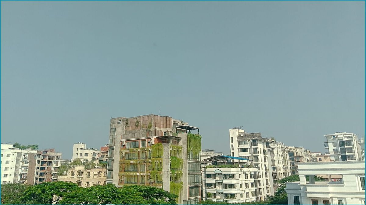 ঢাকার আকাশ আজ মেঘলা থাকতে পারে