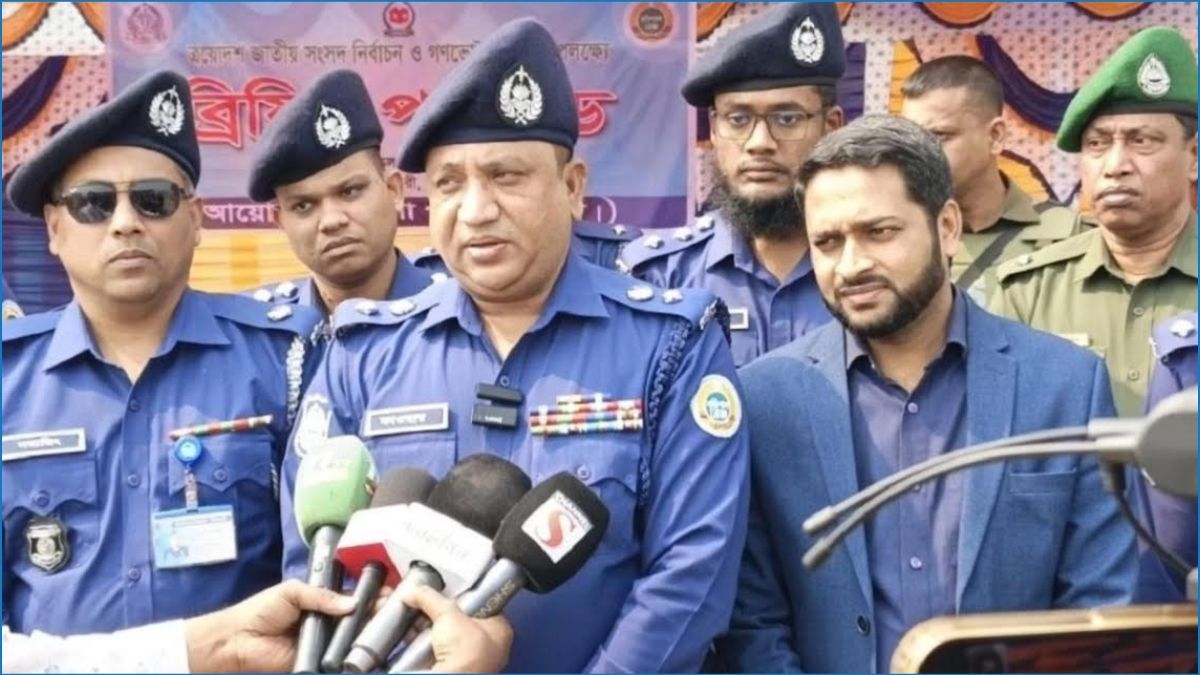 চরফ্যাসনে ঝুঁকিপূর্ণ ৯ কেন্দ্রে বিশেষ বাহিনী মোতায়েন