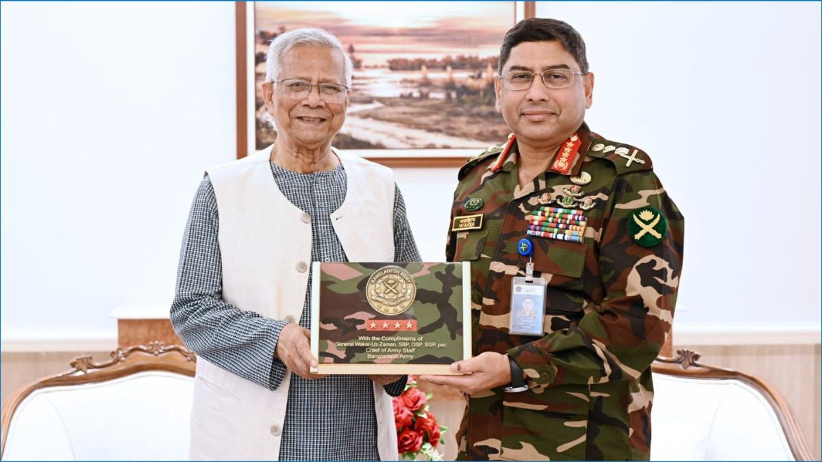 প্রধান উপদেষ্টার সঙ্গে সেনাপ্রধানের বিদায়ী সাক্ষাৎ