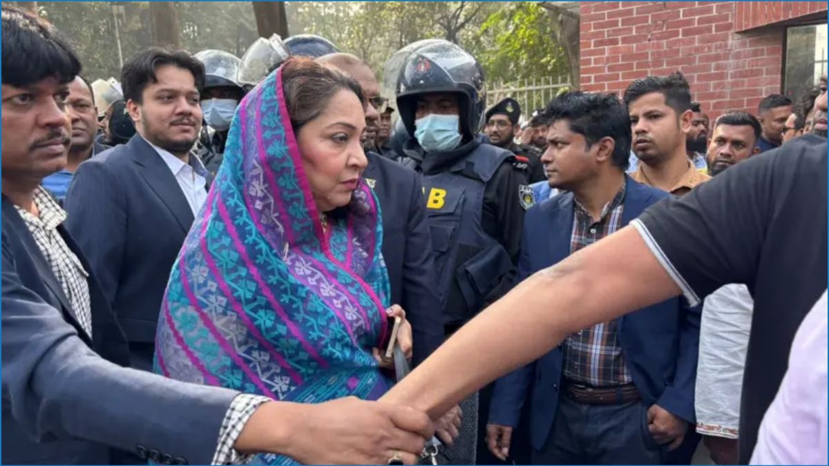শপথ নিতে সংসদ ভবনে আসতে শুরু করেছেন নতুন এমপিরা