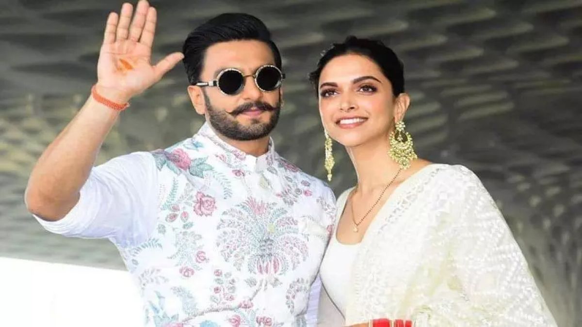 রণবীরের সিনেমা নিয়ে নীরবতা ভাঙলেন দীপিকা