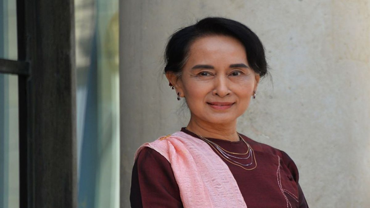 মিয়ানমারে অং সান সু চির সাজার মেয়াদ কমল