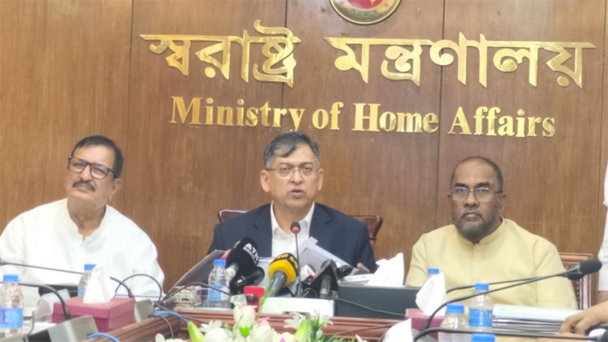 মাঠ থেকে সেনা প্রত্যাহারের উদ্যোগ নেওয়া হচ্ছে