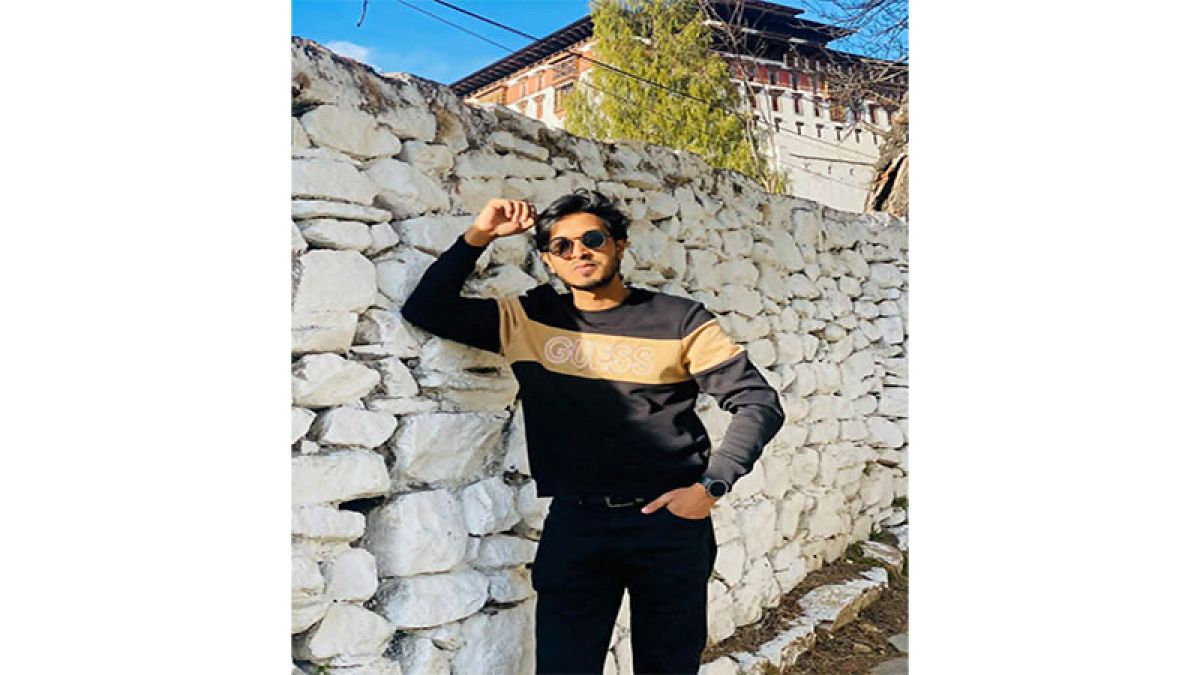 সময়ের জনপ্রিয় কণ্ঠশিল্পী ও কম্পোজার এএন ফরহাদ
