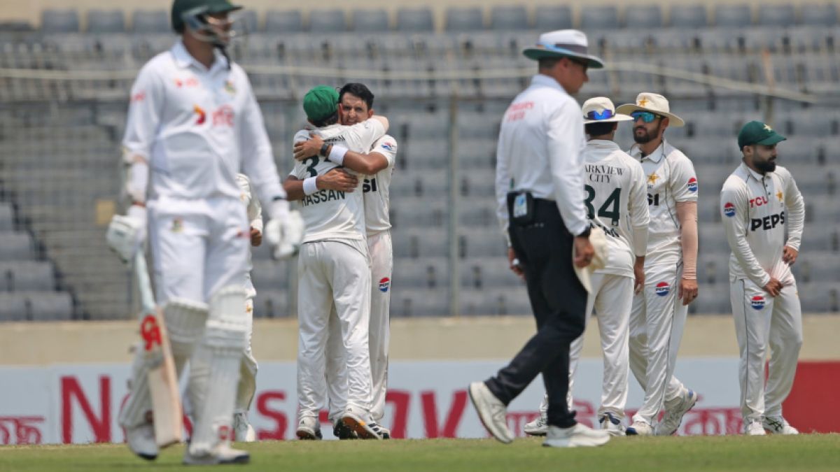 প্রথম ইনিংসে চারশো পেরিয়ে থামল বাংলাদেশ