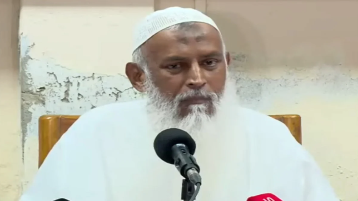 সংখ্যালঘুদের নিরাপত্তা দিতে না পারলে মন্ত্রিত্ব ছেড়ে দেব