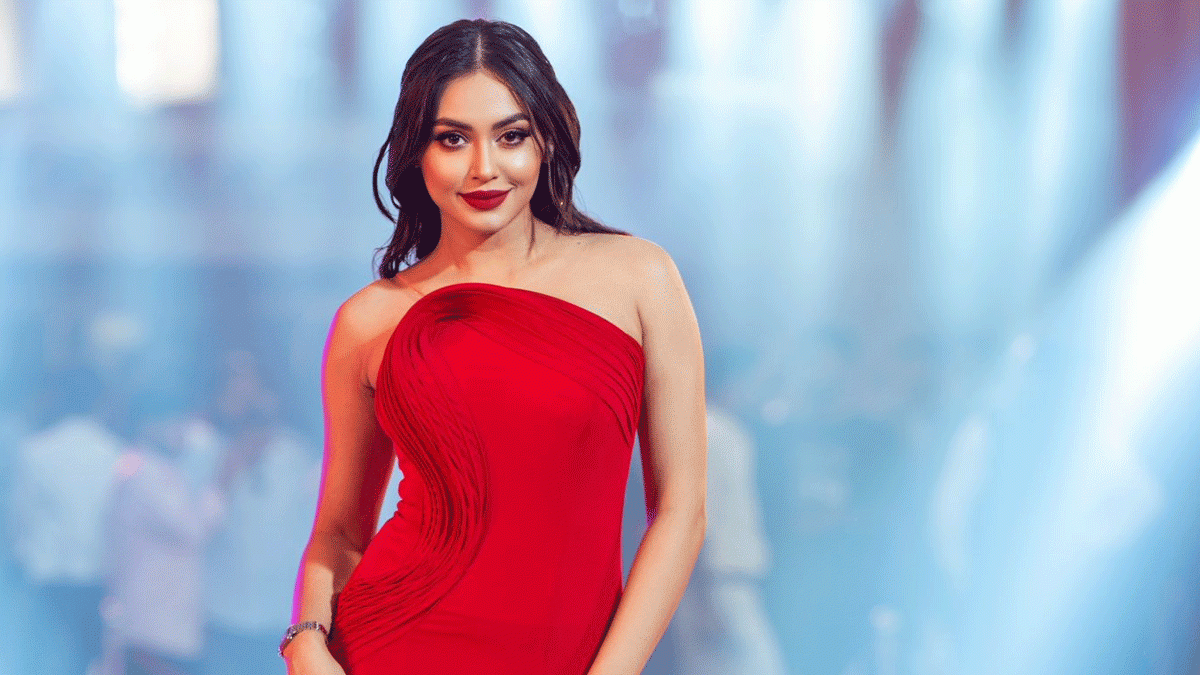 ভণ্ড হুজুর ফেসবুকটা নোংরা বানায় ফেলতেছে: মারিয়া মিম