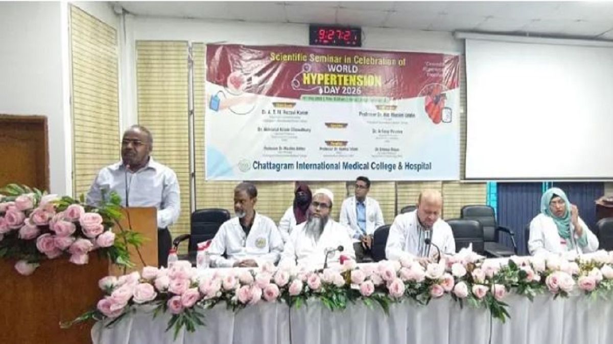 উচ্চ রক্তচাপ নিয়ন্ত্রণে নিয়মিত শরীরচর্চায় জোর বিশেষজ্ঞদের