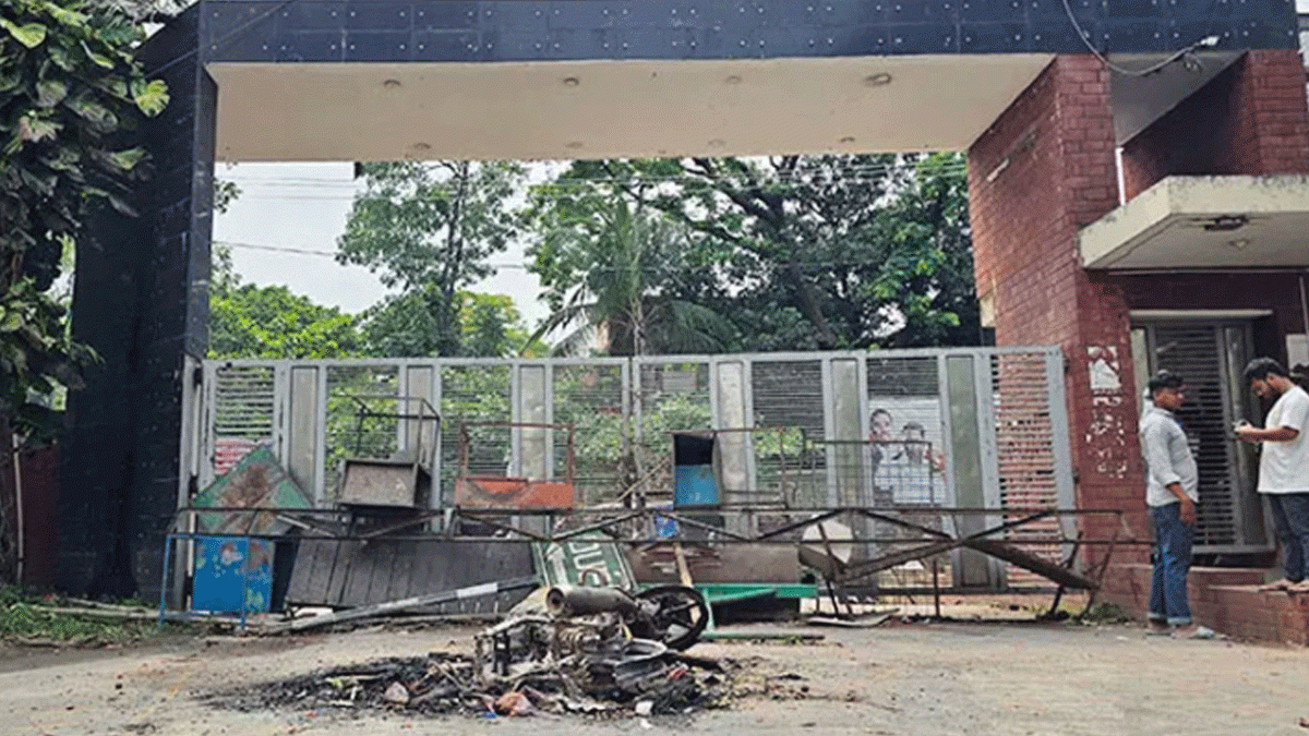 ডুয়েটে সংঘর্ষের ঘটনায় মামলা, আসামি ২৫০