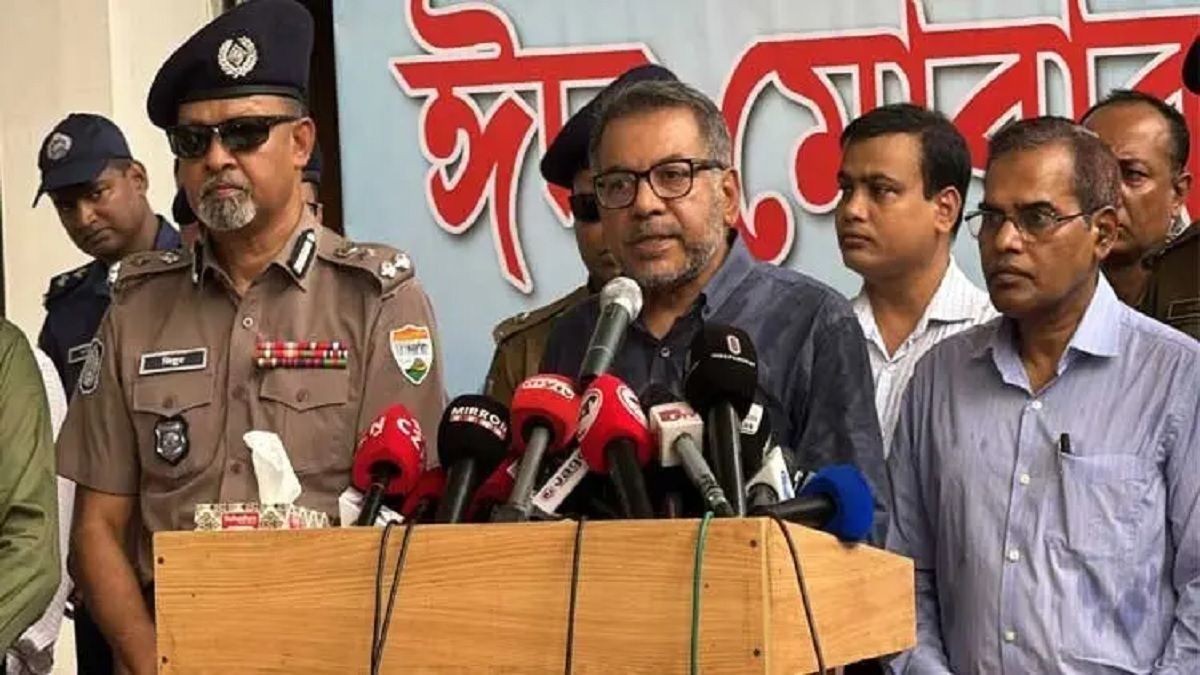 ঈদযাত্রায় ট্রেনে শিডিউল বিপর্যয়ের শঙ্কা নেই: রেল সচিব