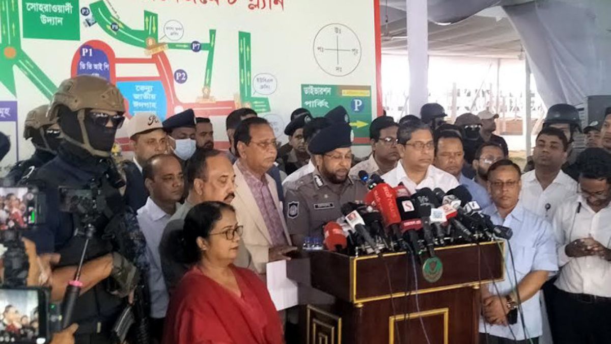 ‎জাতীয় ঈদগাহে ছয় স্তরের নিরাপত্তা, ঢাকায় থাকবে ১৫ হাজার পুলিশ