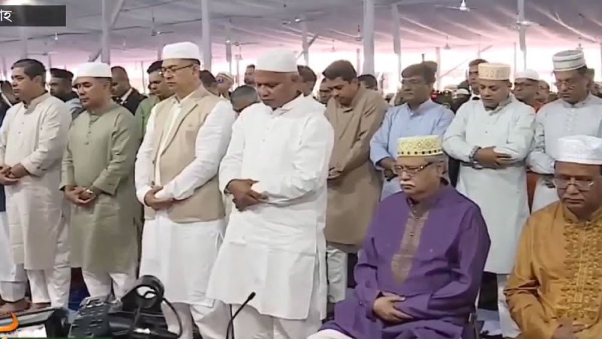 ‎জাতীয় ঈদগাহে নামাজ আদায় করলেন রাষ্ট্রপতি ও প্রধানমন্ত্রী